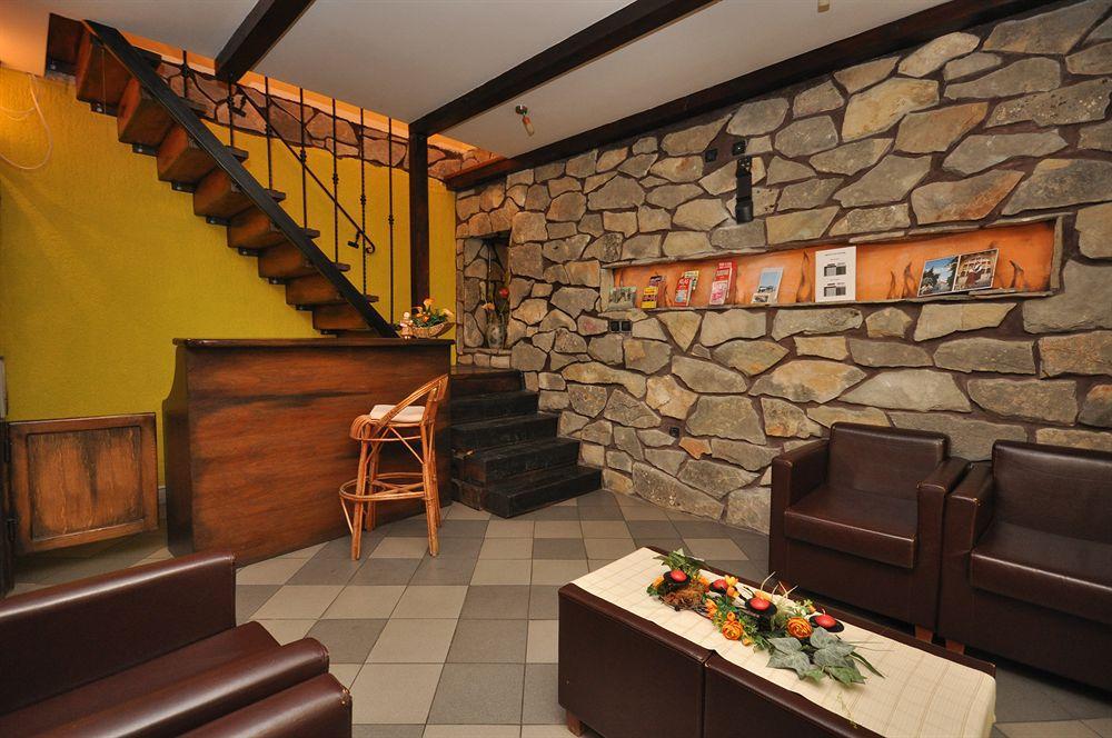Villa Cezar Kaštel Lukšić Exterior foto