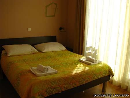Villa Cezar Kaštel Lukšić Quarto foto
